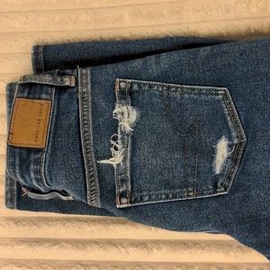 American Eagle mom  jeans